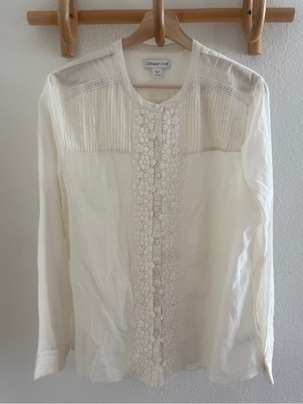 Coldwater Creek Cream Button-Front Lace Trim Blouse
